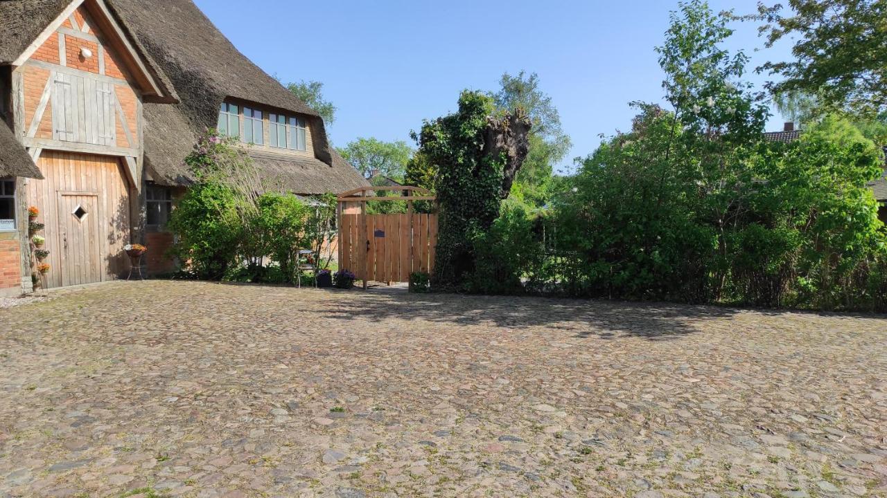 Fewo Strohbrueck Quarnbek Buitenkant foto